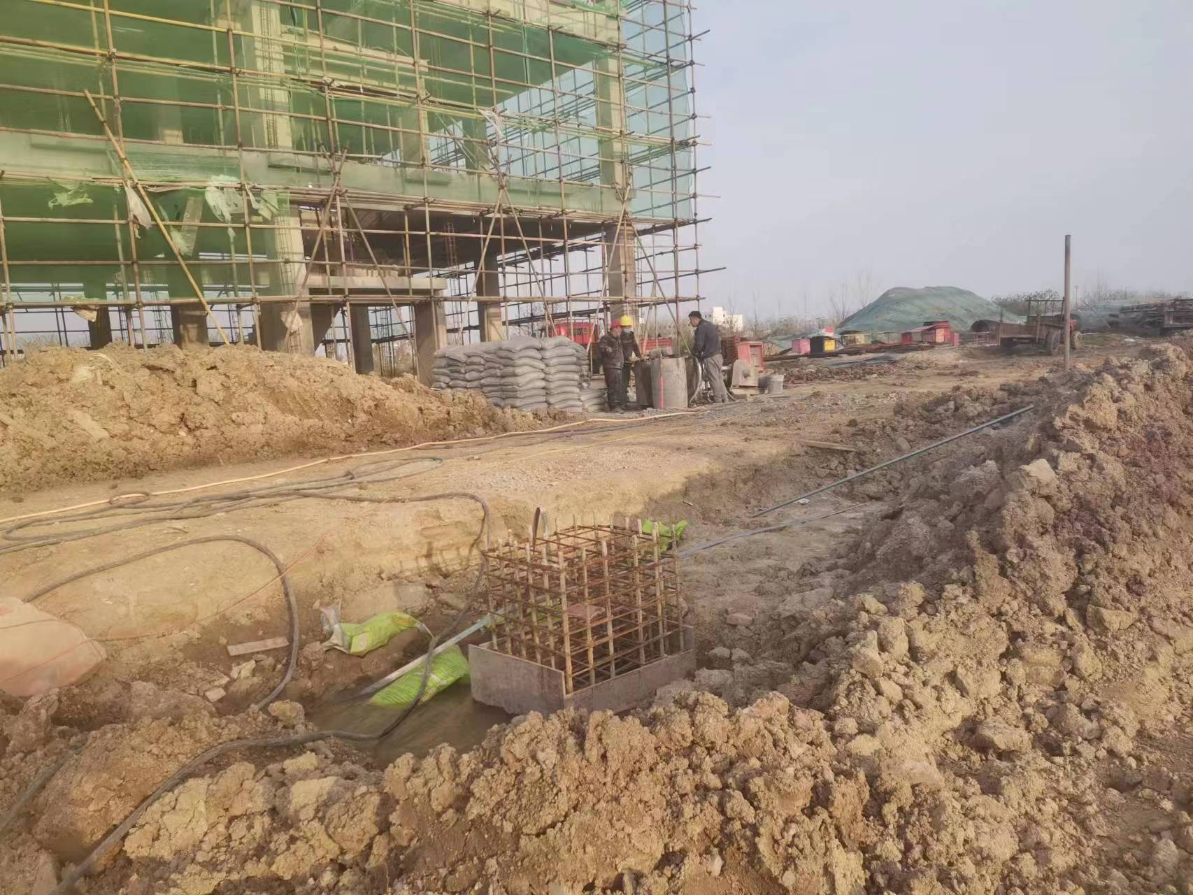 卧龙当桥梁出现裂缝的时候应该及时加固修补